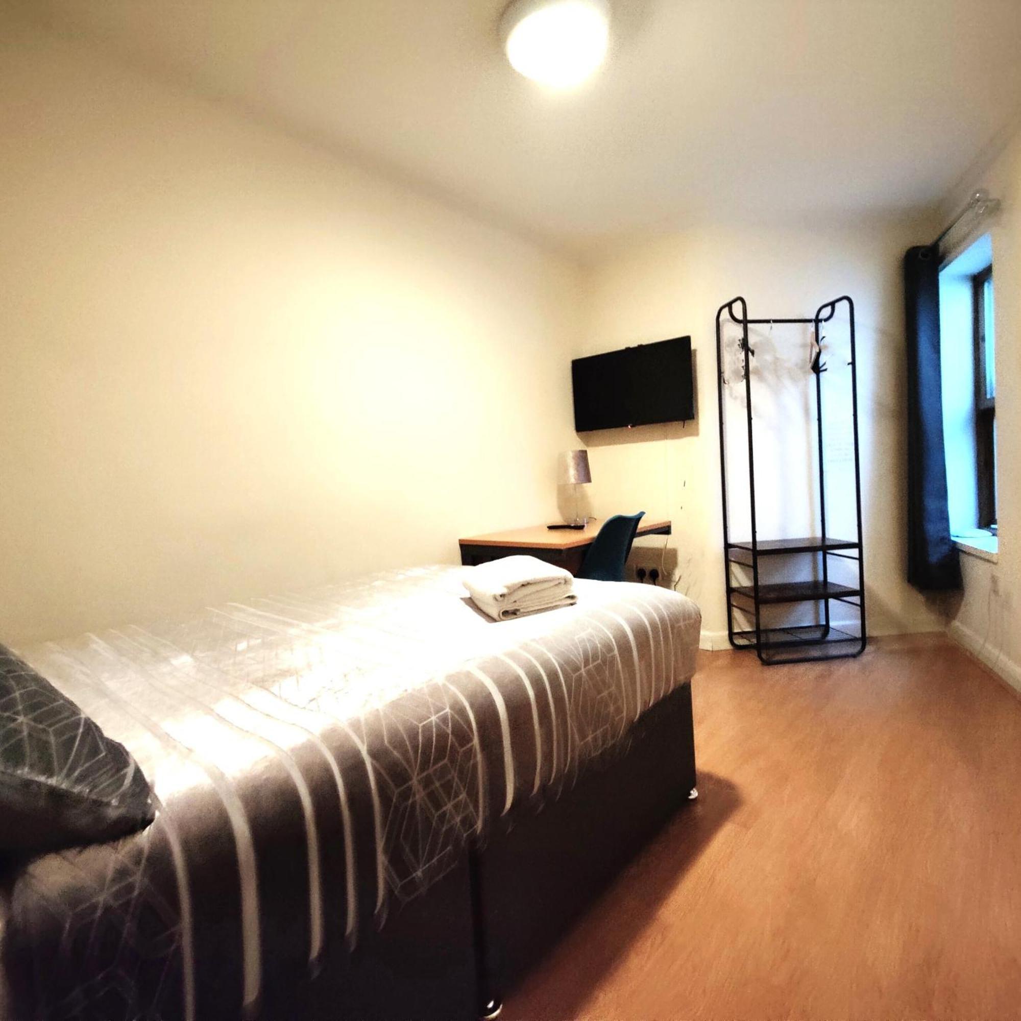 Liverpool City Centre Private Rooms Including Smart Tvs - With Shared Bathroom Exteriör bild