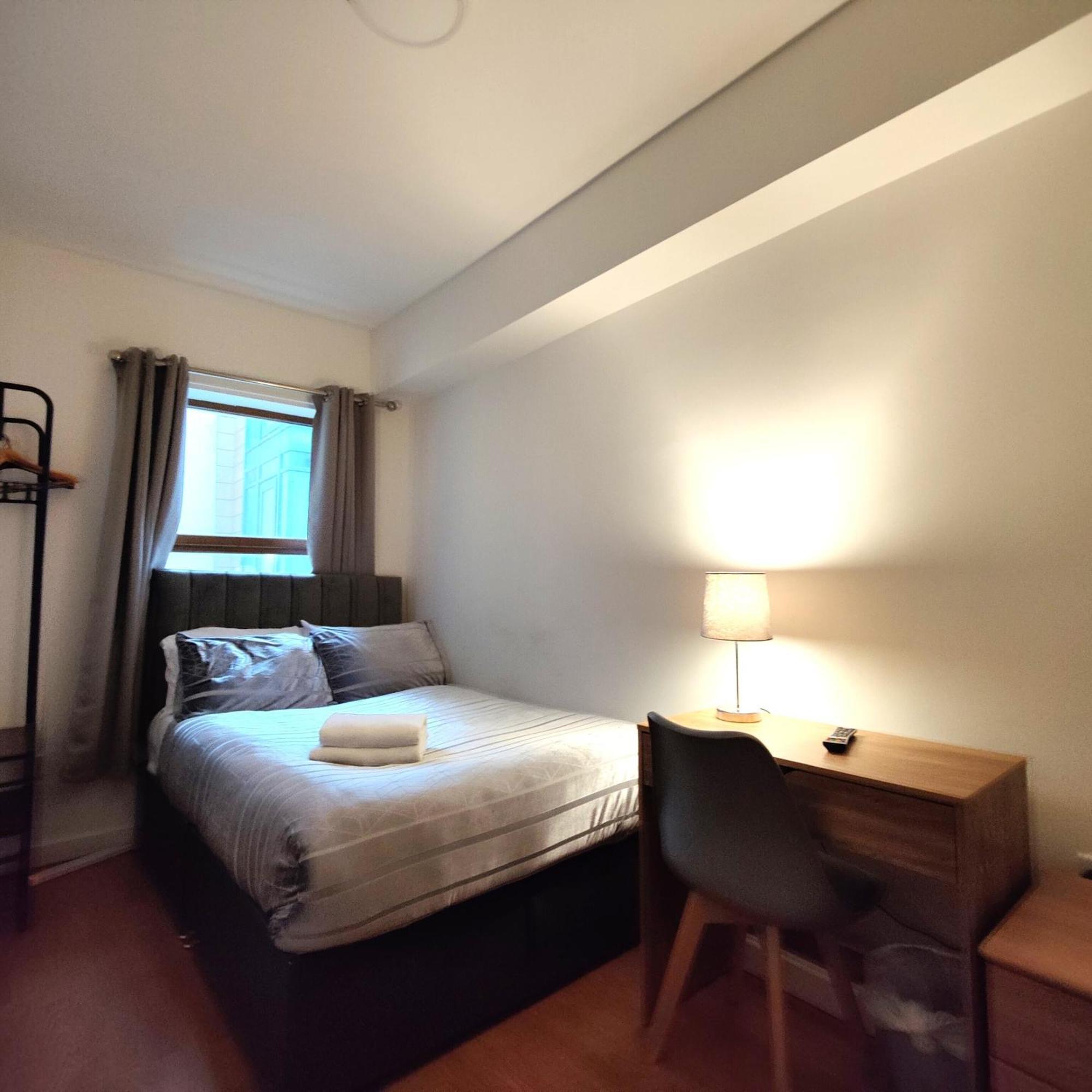 Liverpool City Centre Private Rooms Including Smart Tvs - With Shared Bathroom Exteriör bild