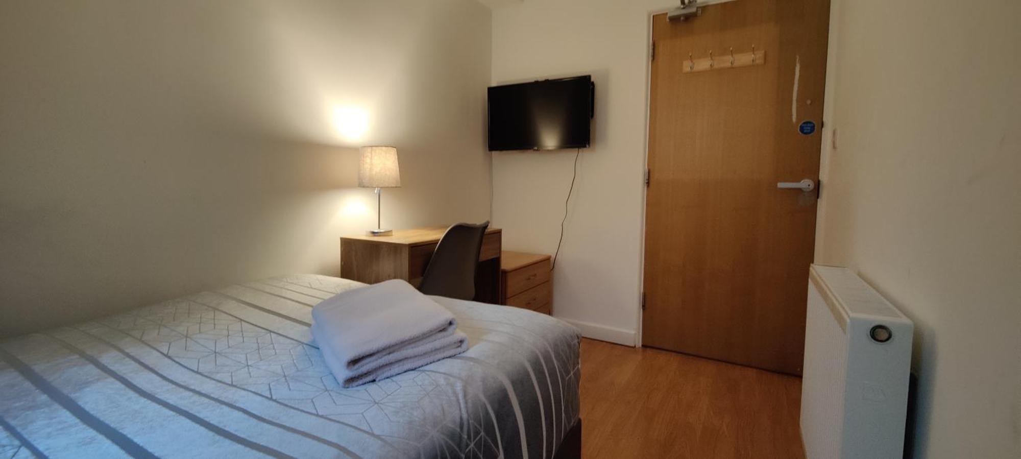 Liverpool City Centre Private Rooms Including Smart Tvs - With Shared Bathroom Rum bild